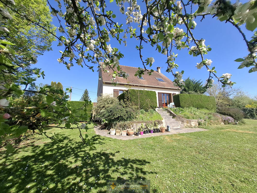 Maison à JOUY-SUR-MORIN