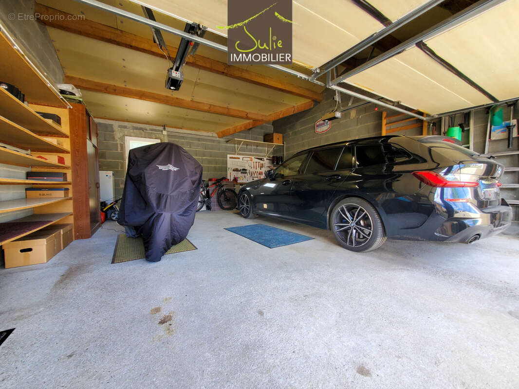 Maison à LA CHAPELLE-SAINT-LAURENT