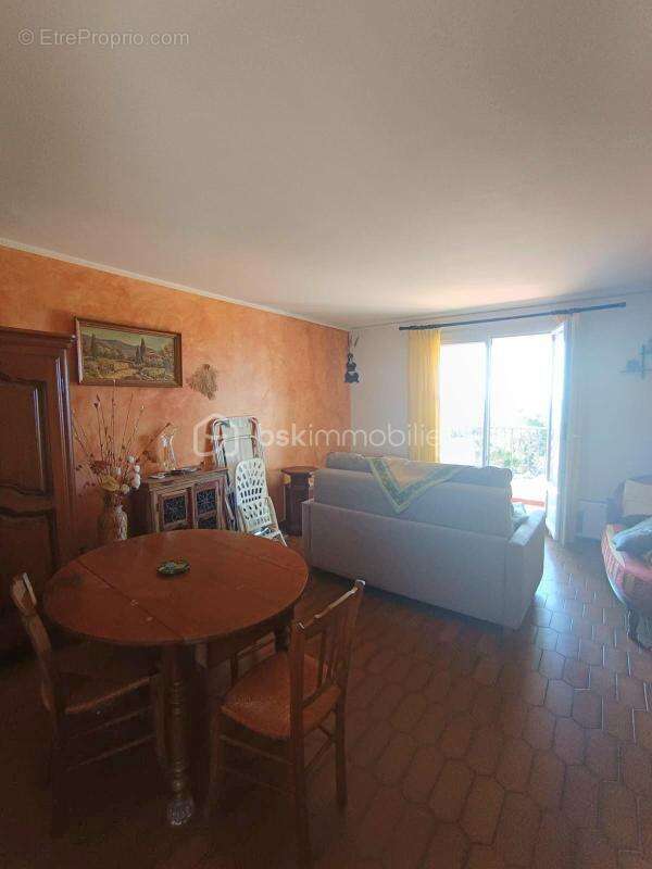 Appartement à HYERES