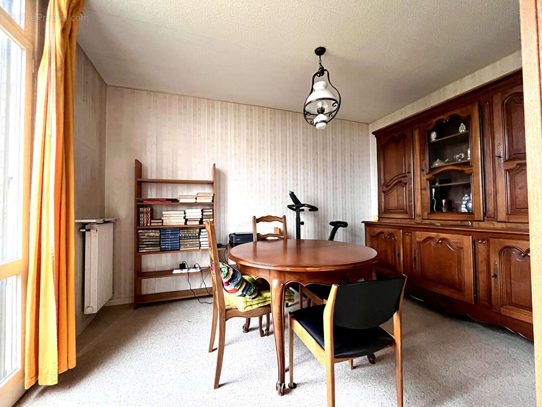 Appartement à RIS-ORANGIS