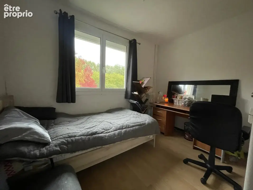 Appartement T4 avec balcon et cave - photo 6