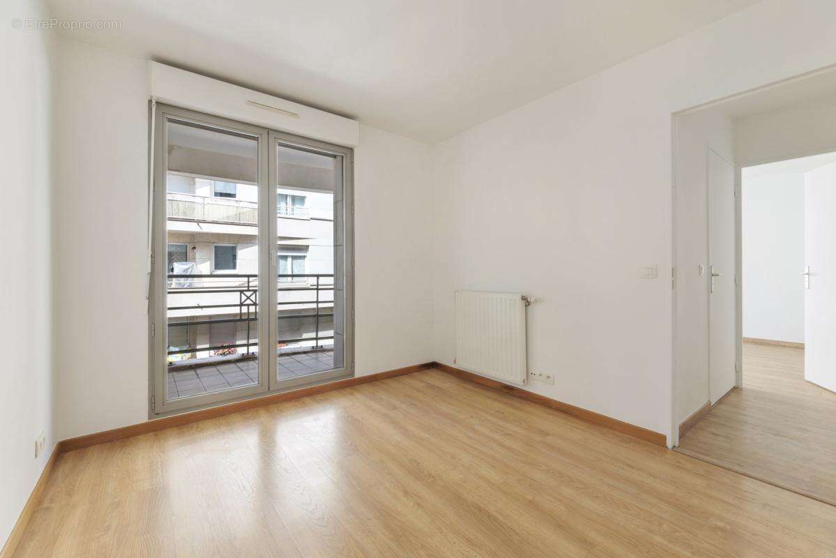 Appartement 76 m² à Levallois-Perret  - photo 8