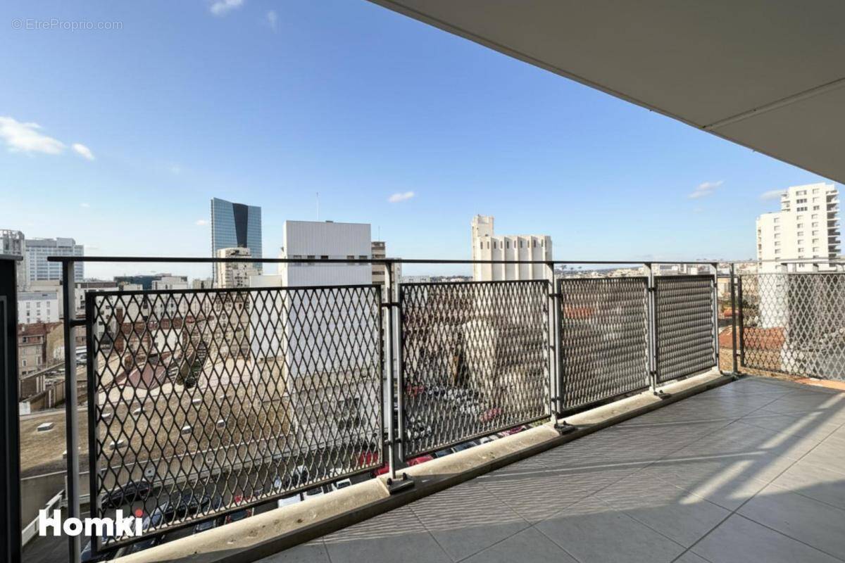 Appartement à MARSEILLE-3E