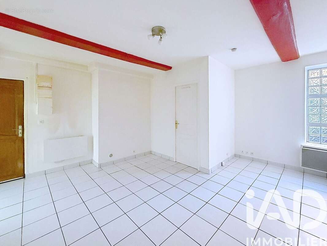 Photo 4 - Appartement à MONTEREAU-FAULT-YONNE