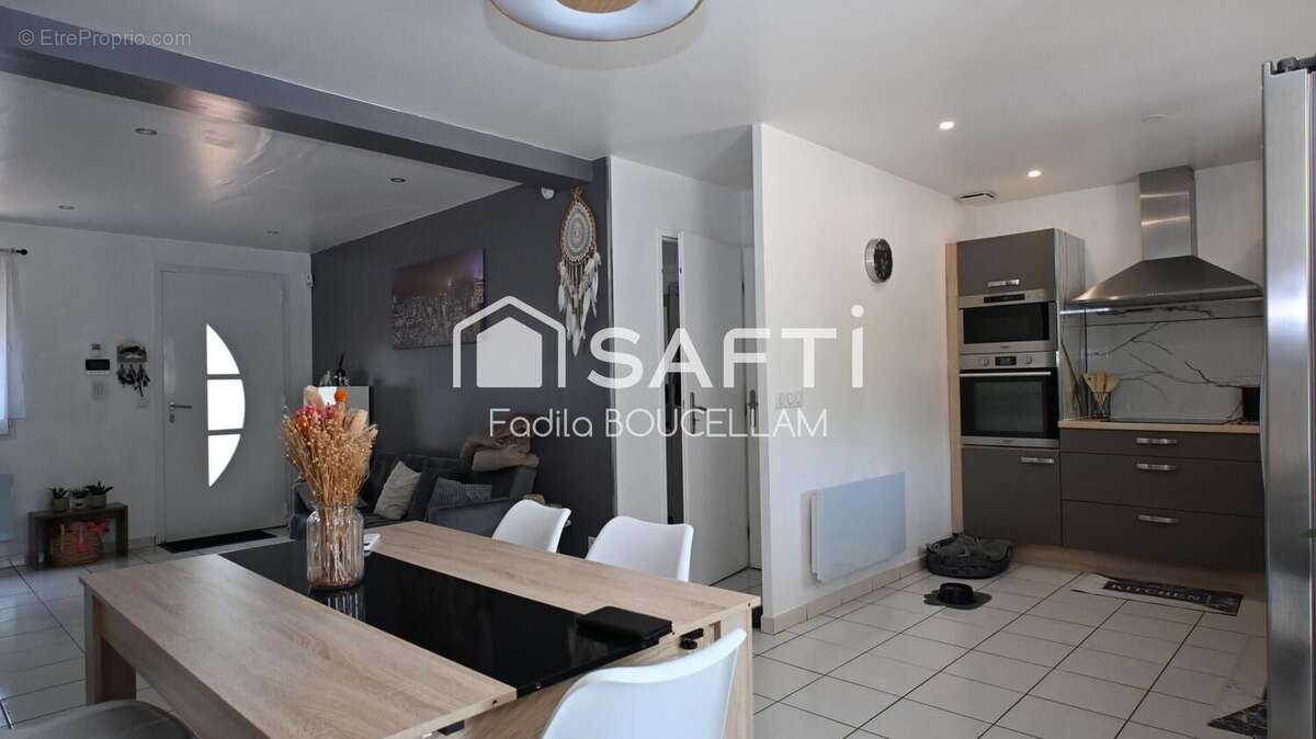 Photo 3 - Maison à MANTES-LA-VILLE