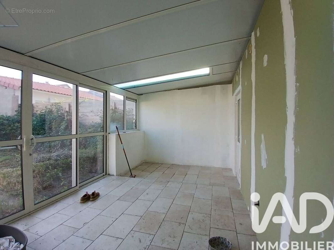 Photo 4