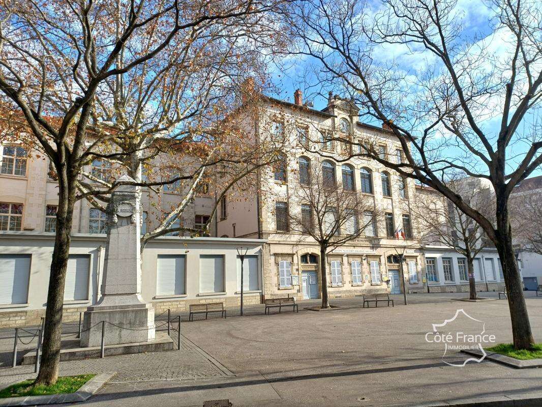 Appartement à LYON-8E