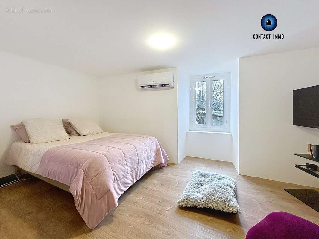 Maison 135 m² à Estivaux  - photo 9