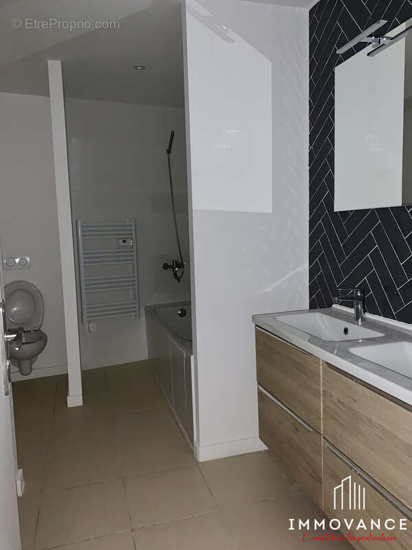 Appartement 79 m² à Vauvert  - photo 5