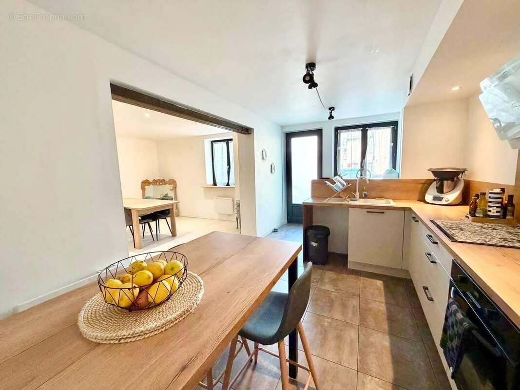 Maison à POMAS