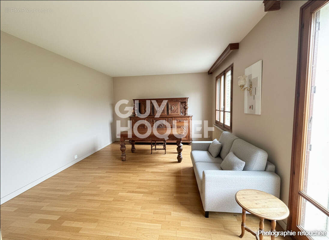 Maison à VILLENAVE-D&#039;ORNON