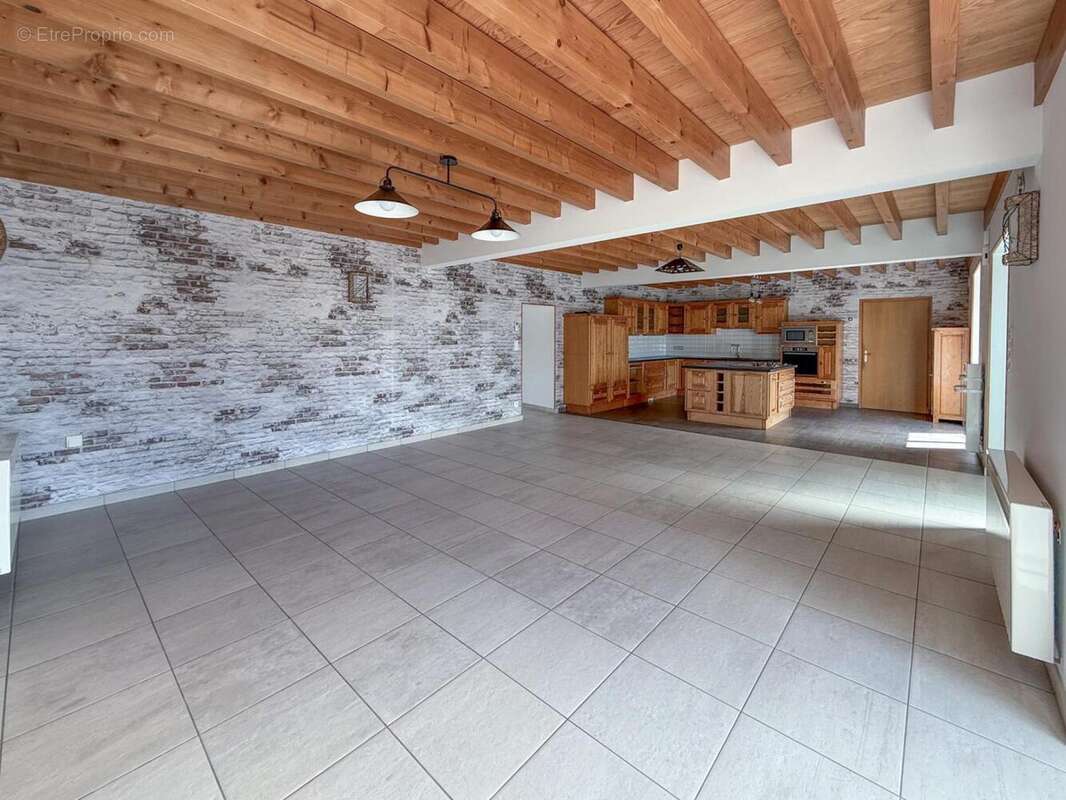 SAYEUX 4.6 - Maison à BETTON