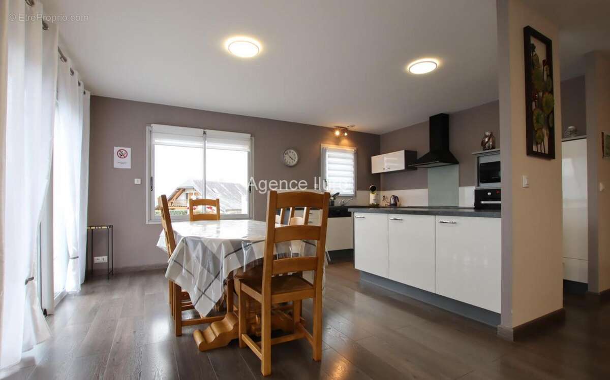 9 - Maison à LANNE-EN-BARETOUS