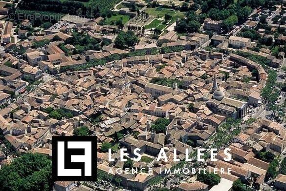 Commerce à SAINT-REMY-DE-PROVENCE