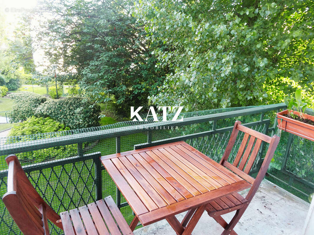 Appartement à GARCHES