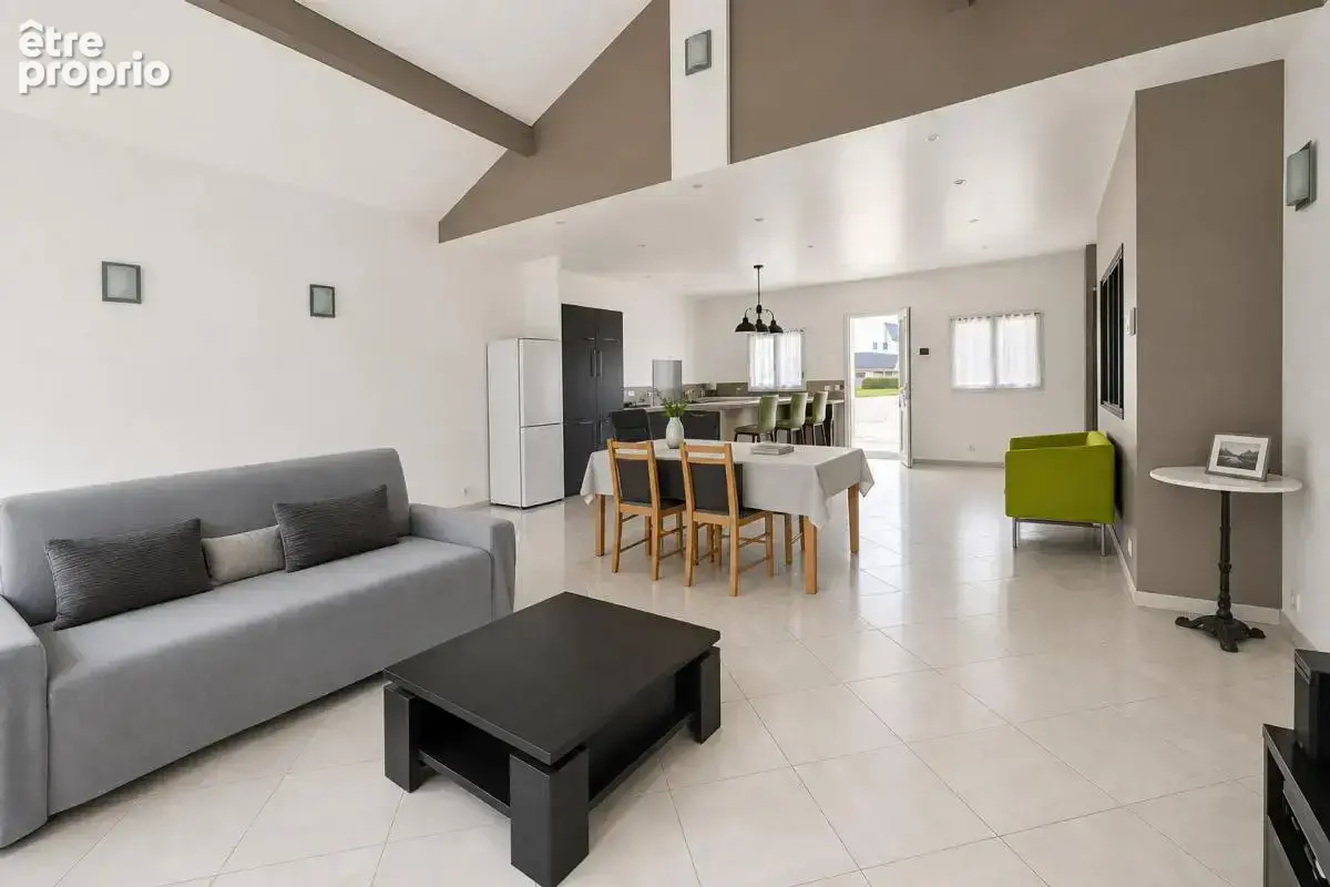Maison de 5 pièces de 143 m² à Linas - photo 4