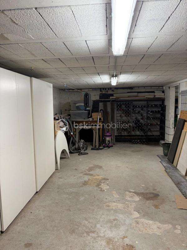 Maison à BURES-SUR-YVETTE