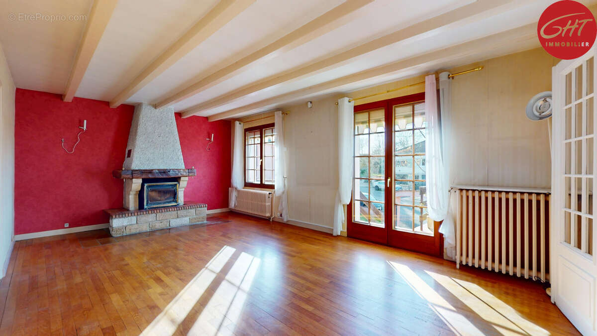 Maison à NAVENNE
