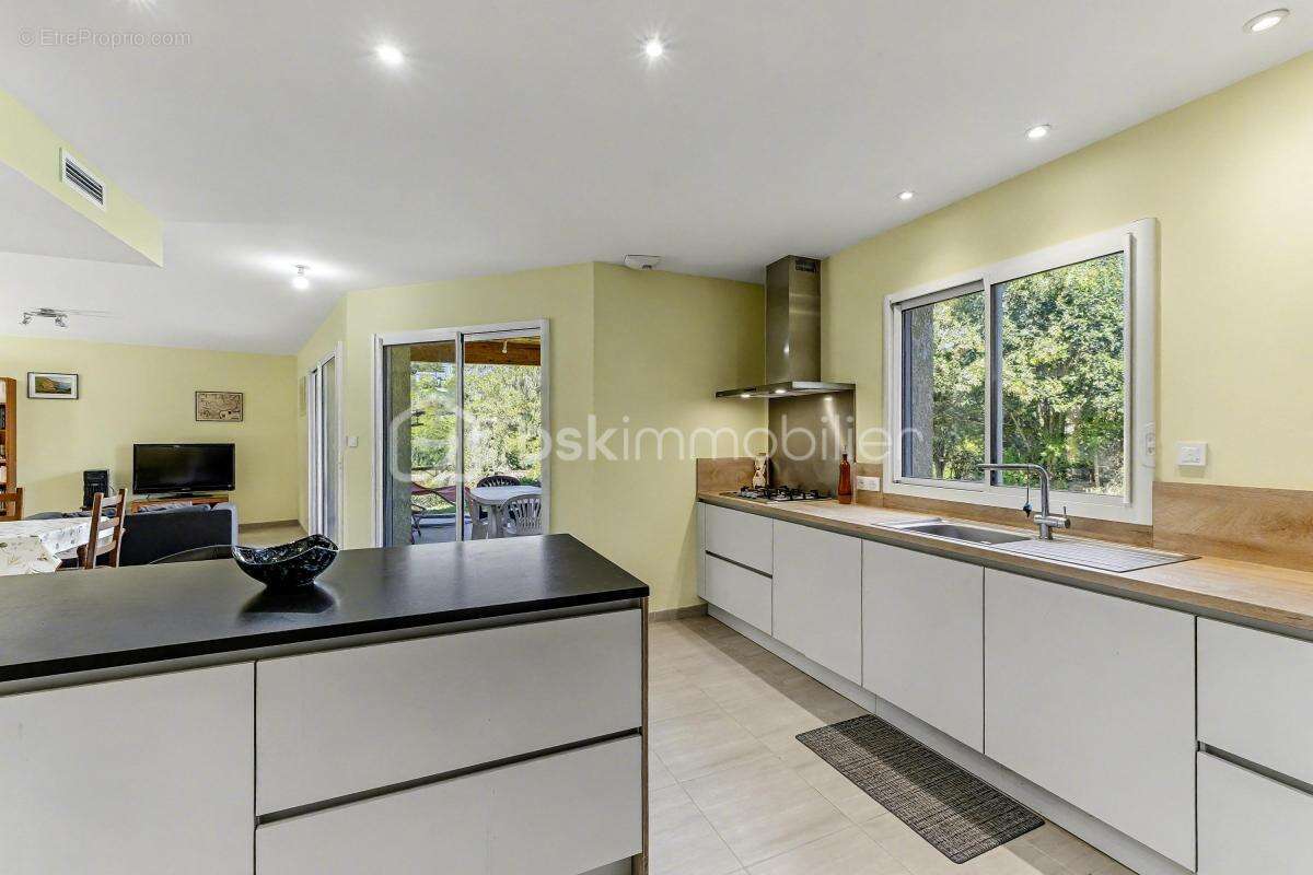 Maison à POMPERTUZAT