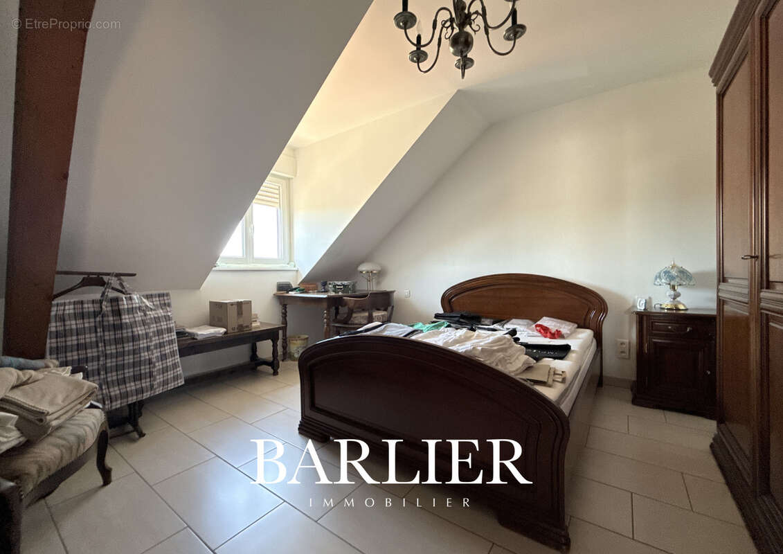 ENTZHEIM - Appartement 4 pièces 148m2 avec terrasse de 17m2 et 2 stationnements - photo 11