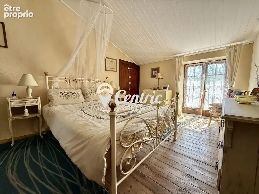 Maison 6 pièces 140 m² à vendre à Antigny (85120) - photo 6