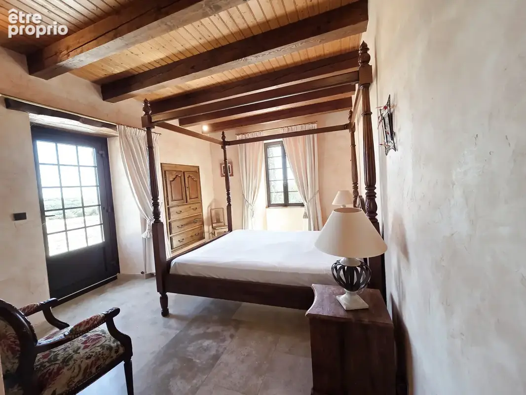 Très belle propriété à vendre dans le sud du Lot sur les hauteurs avec une superbe vue - photo 13