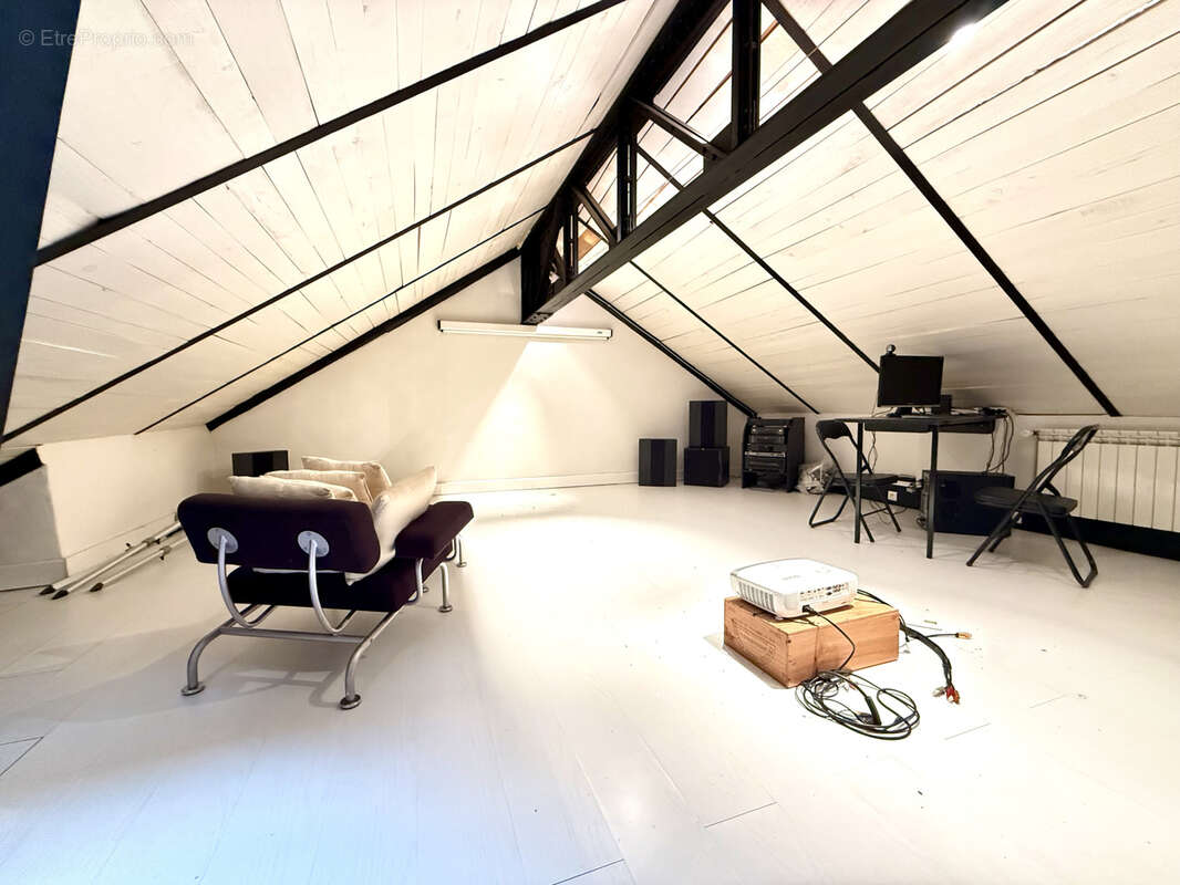 Maison à VILLENEUVE-LES-CORBIERES