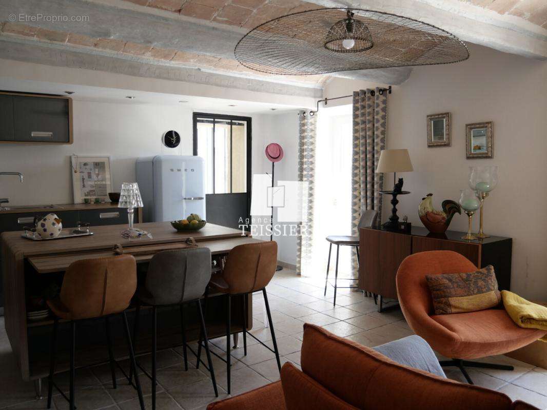 Maison à SAINT-AMBROIX