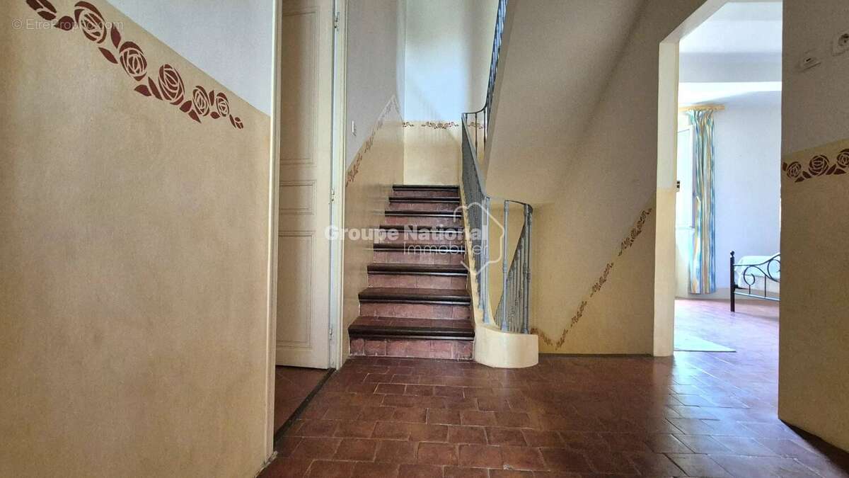 Beaumes de venise mas de caractere sur 2893 m² de terrain - photo 19