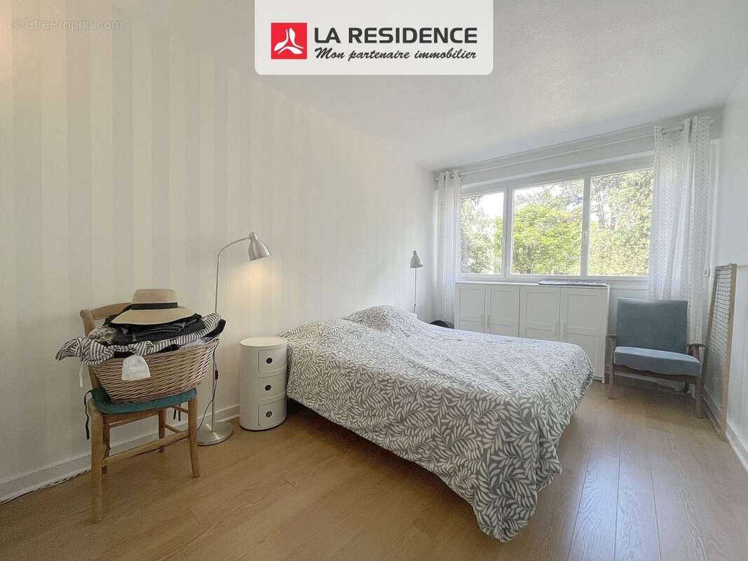 Appartement à VELIZY-VILLACOUBLAY