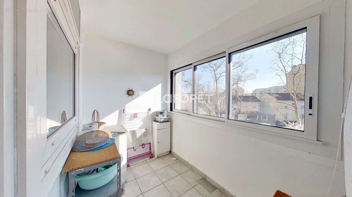 Appartement à LYON-8E
