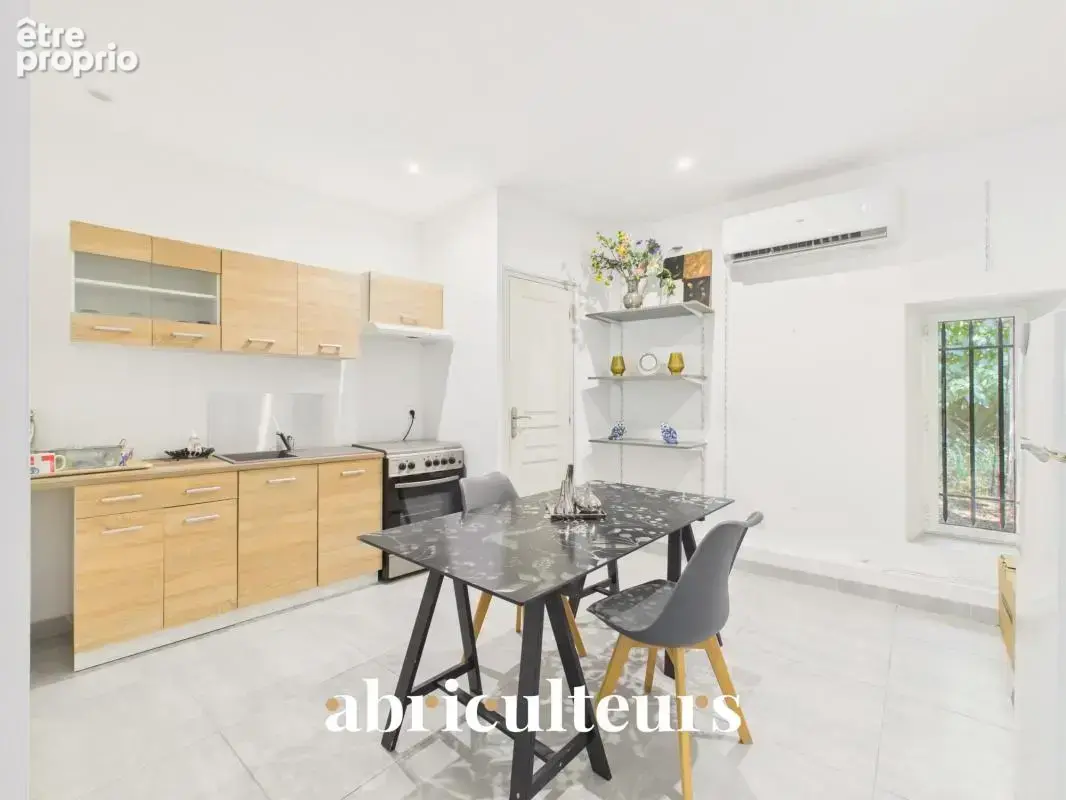 Mas provençal rénové de 249 m² avec dépendance en vente à Grans (13450) - photo 22