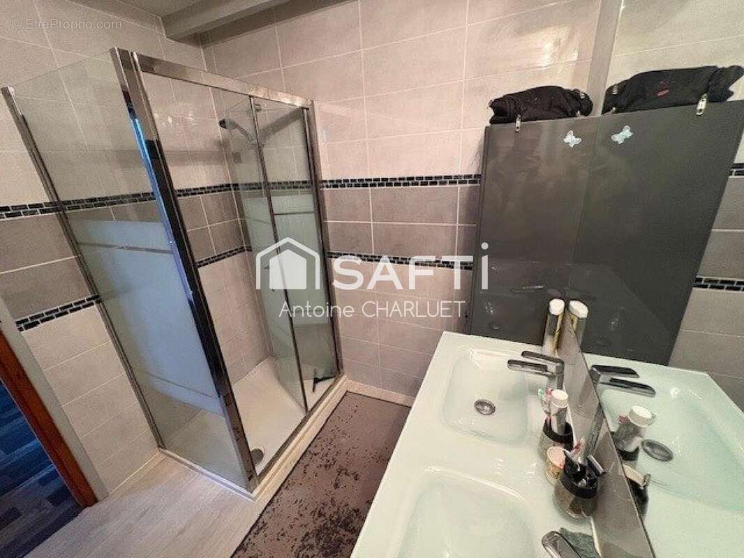 Maison 97 m² à Mezieres-En-Brenne  - photo 4