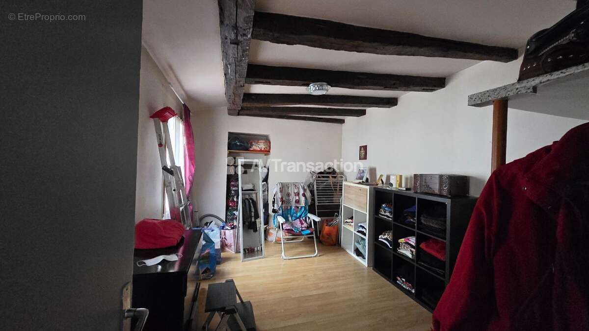 Appartement à GRAY