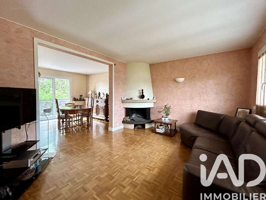 Photo 2 - Maison à CORMEILLES-EN-PARISIS