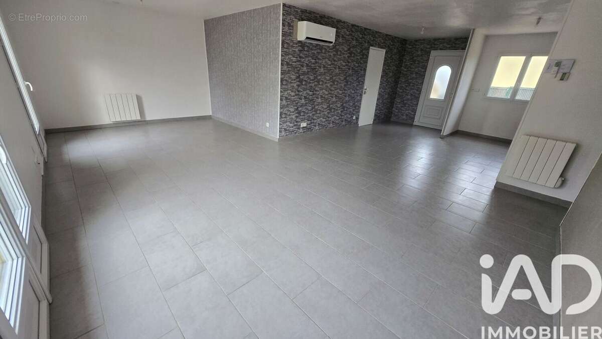 Photo 6 - Maison à COURCELLES-SUR-SEINE