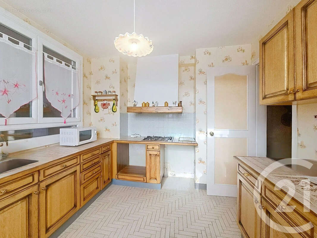 Maison à LONGUEVILLE