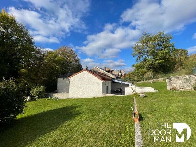 Maison à LUZY-SUR-MARNE