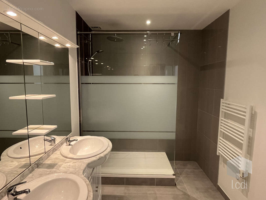 BONLIEU-SUR-ROUBION, maison de plain pied de 115 m2 - photo 8