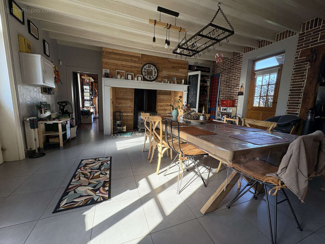 Maison à VIEIL-MOUTIER