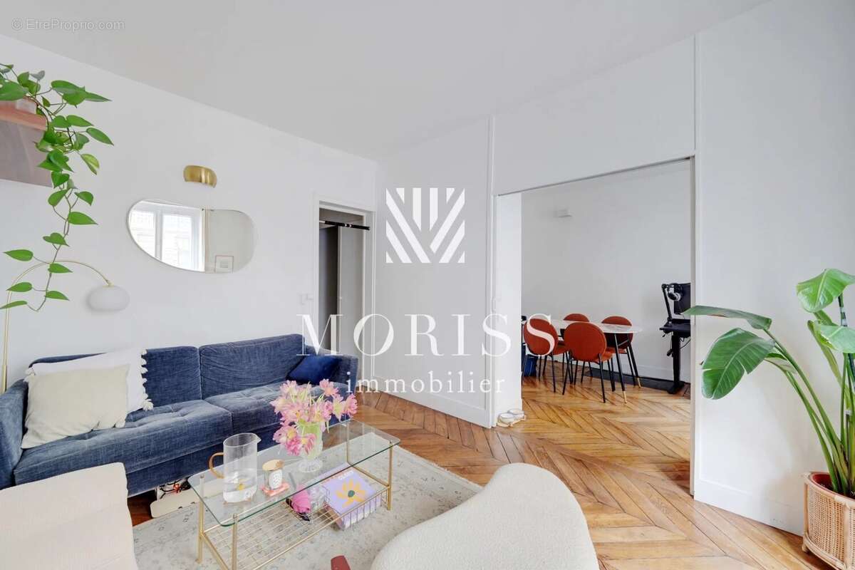 Appartement à PARIS-17E