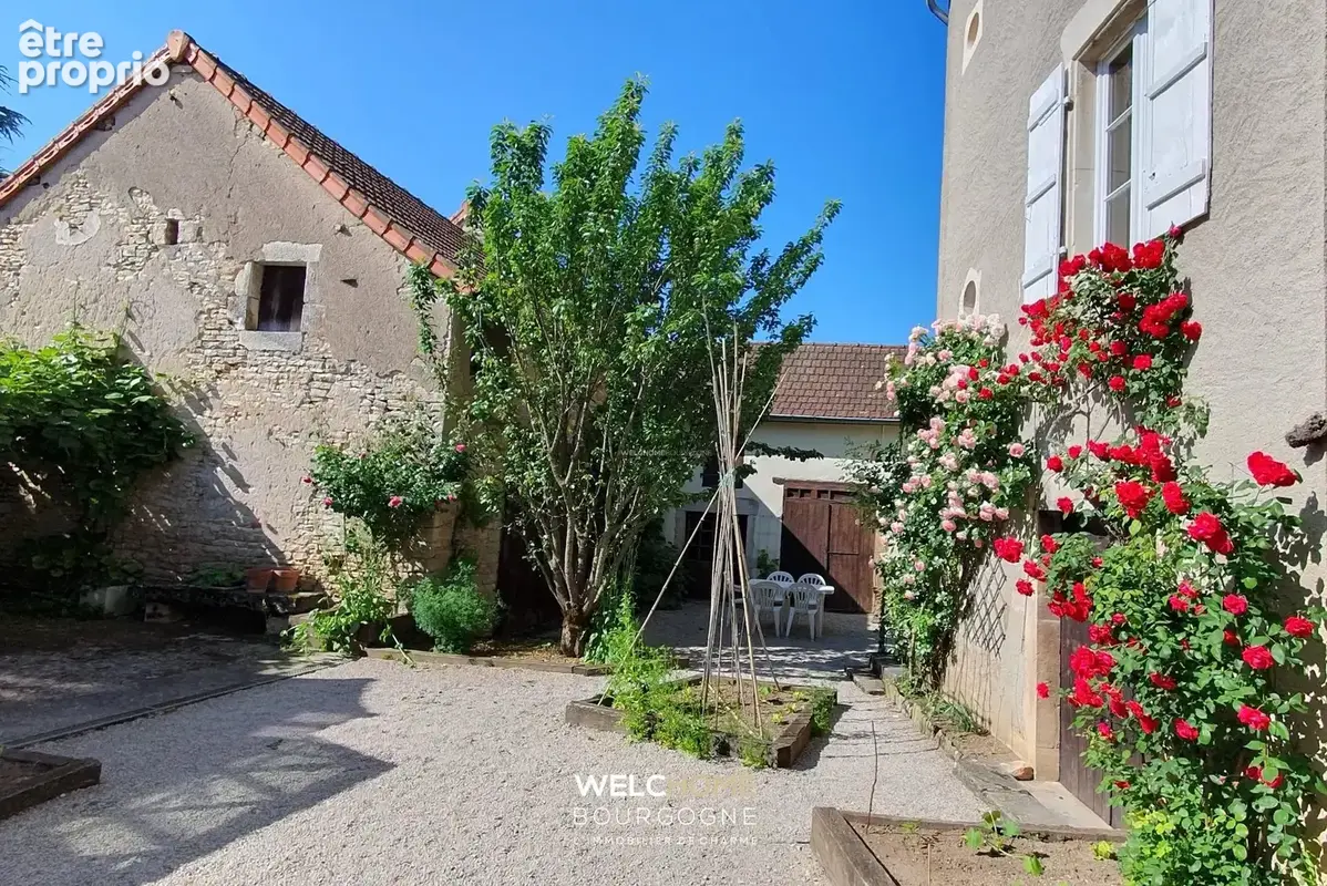 Maisons de charme et ses gîtes - photo 2