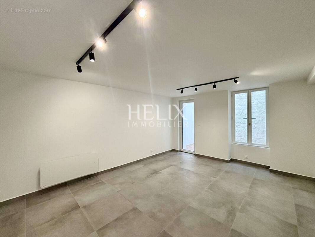 Commerce à SAINT-GERMAIN-EN-LAYE