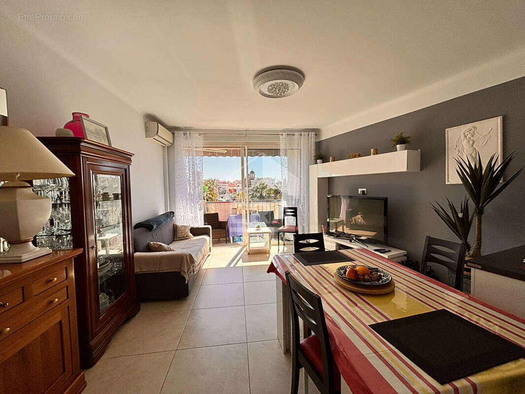 Appartement à FREJUS
