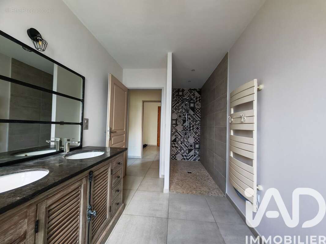 Maison 154 m² à Houeilles  - photo 5