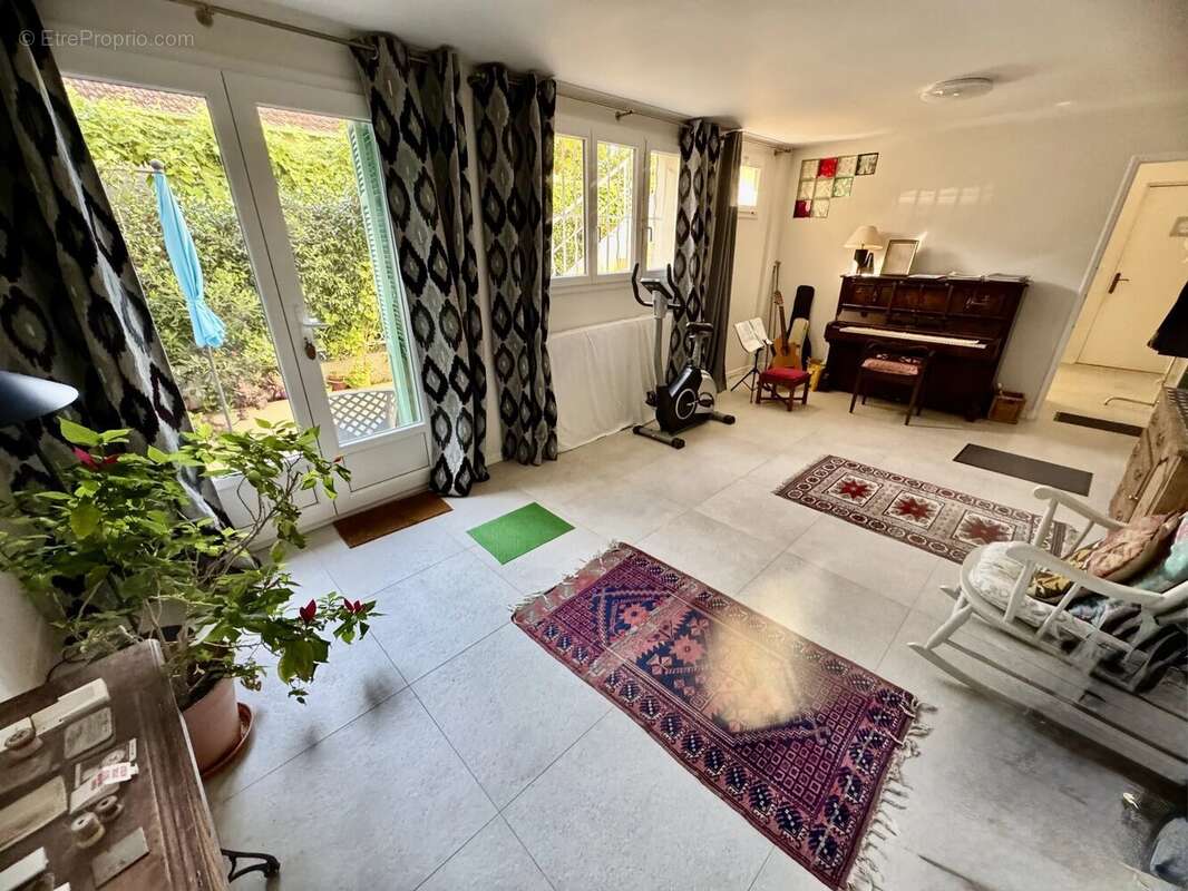 Cannes vente maison de ville 4 pièces proche centre - photo 6