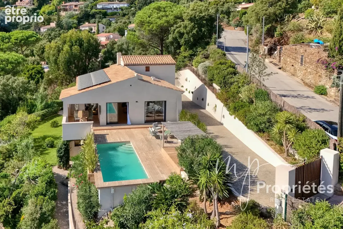 À VENDRE – Cavalaire-sur-Mer – Villa contemporaine avec vue mer 4 suites et prestations haut de gamme - photo 50