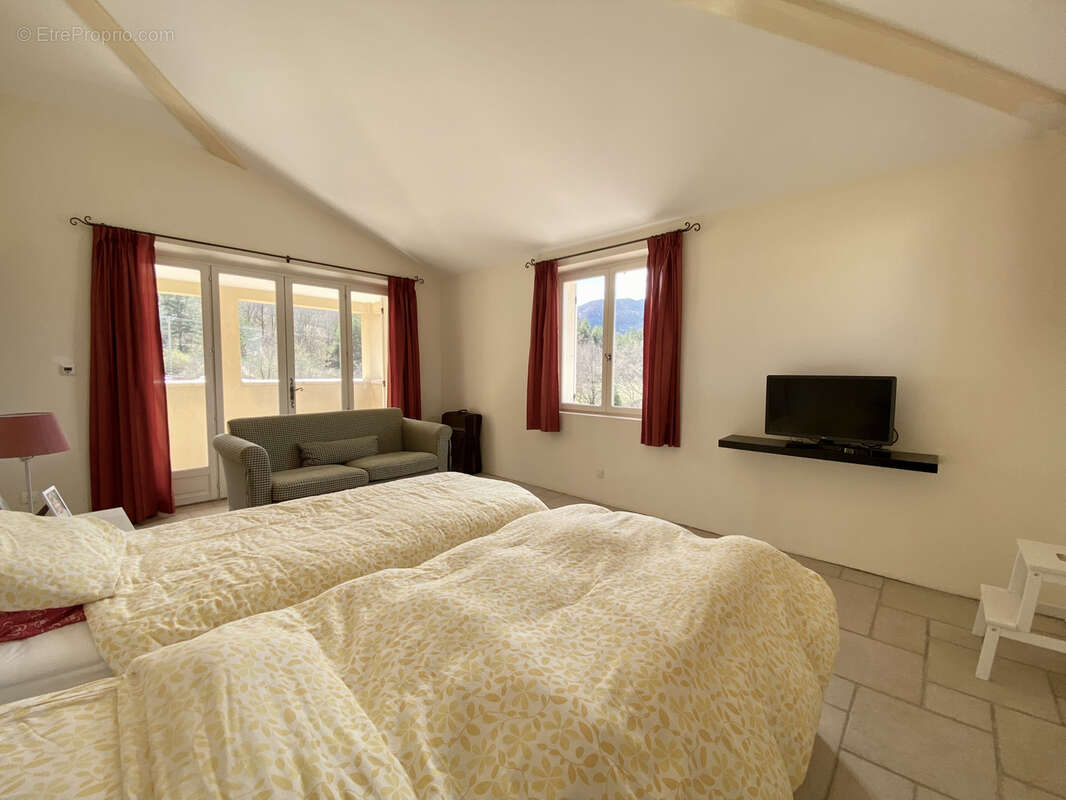 Maison à BUIS-LES-BARONNIES