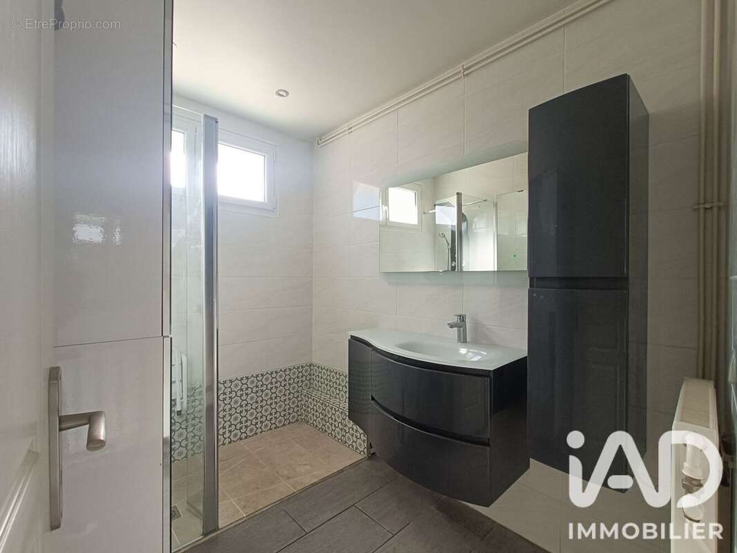 Maison 74 m² à Crouy-Sur-Ourcq  - photo 8
