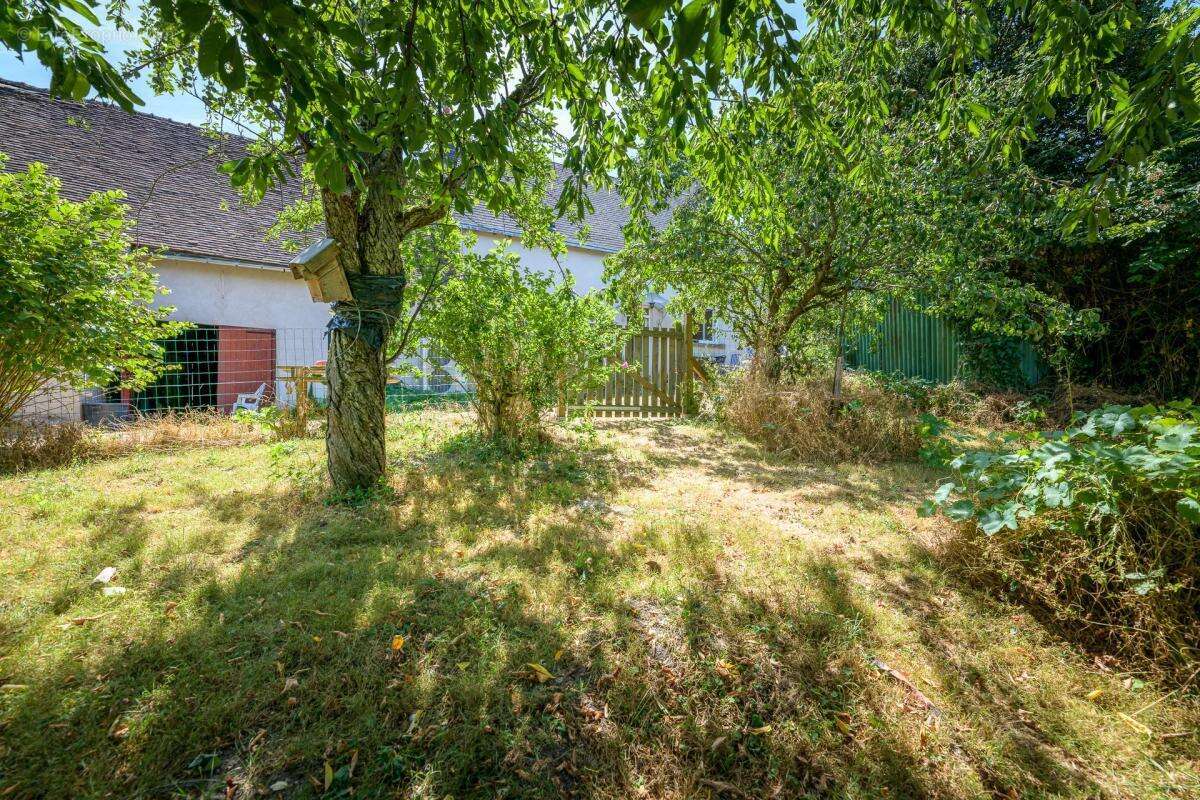 Maison de 5 pièces de 102 m² à Villechauve - photo 24